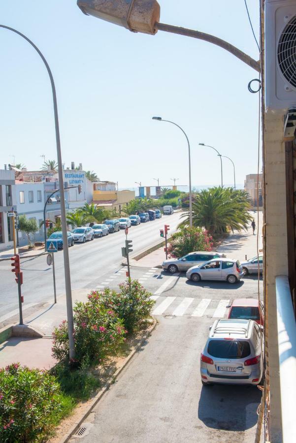 Laura Sea View Apartment Valencia Buitenkant foto